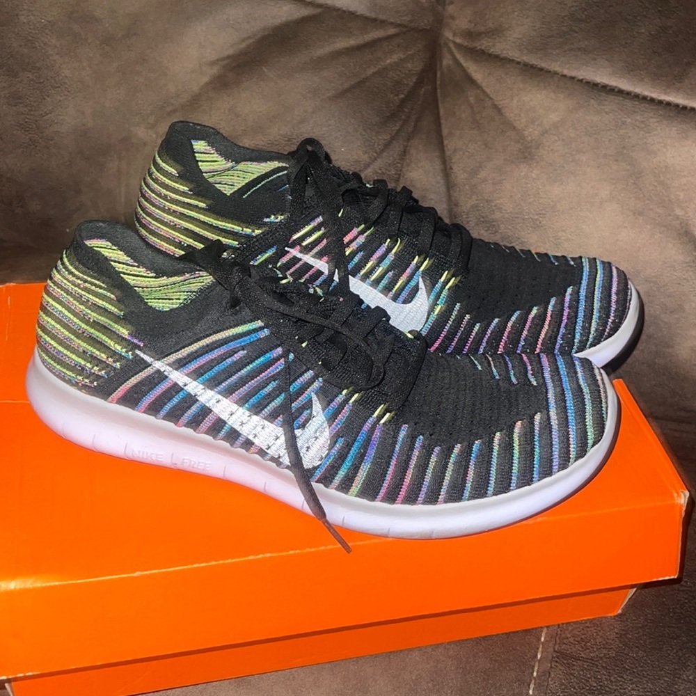 men’s nike free RN flyknit sneakers
